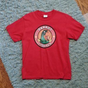 BENEFITS NONPROFIT Parrot T shirt, youth M, NWOT